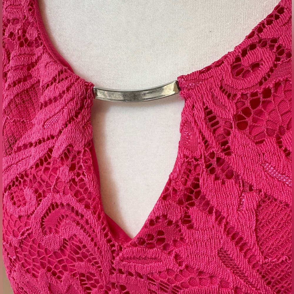 Incredible Hot Pink Lace Dress 💕 Silver Hardware Accent Sleeveless XXL - Picture 3 of 9